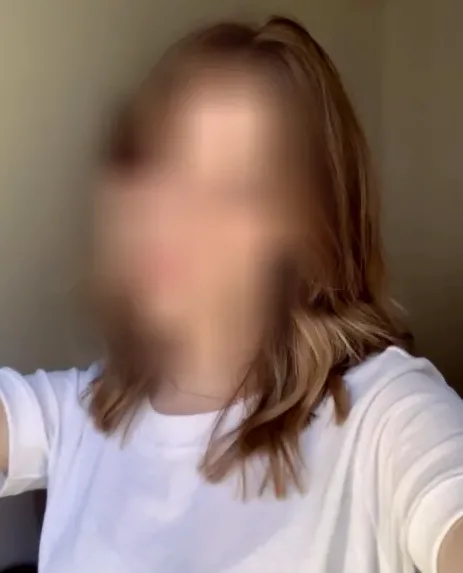 Carla, 28
