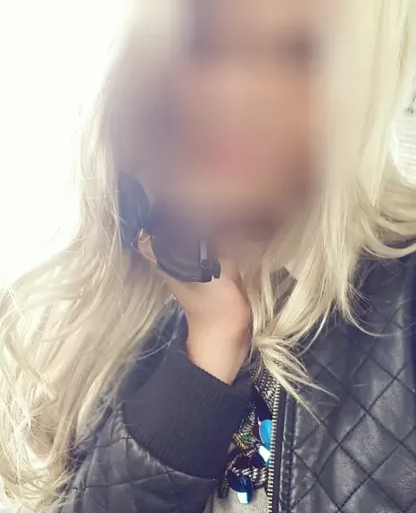 Charlotte, 32