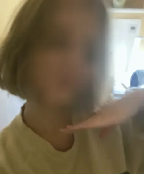 Kerstin, 19