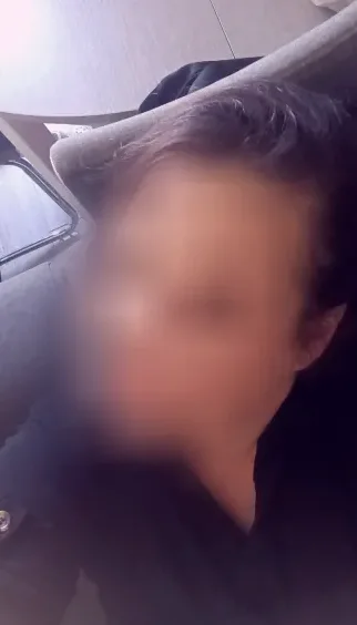 Lilly, 39