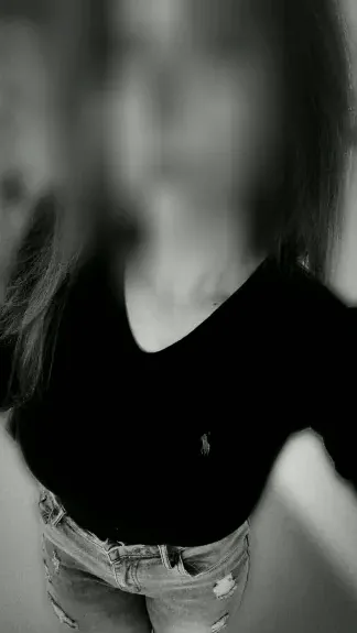 Michelle, 26