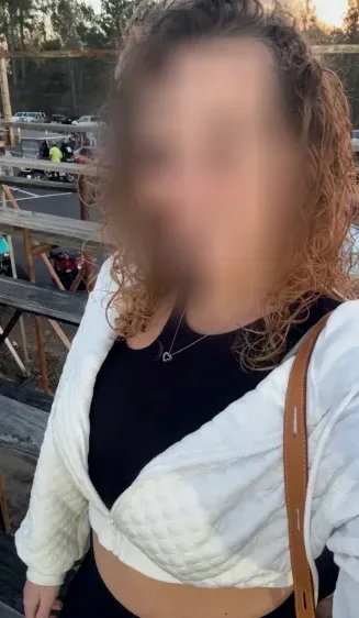 Nadine, 30