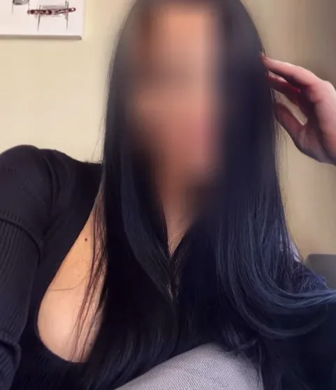 Vivien, 36