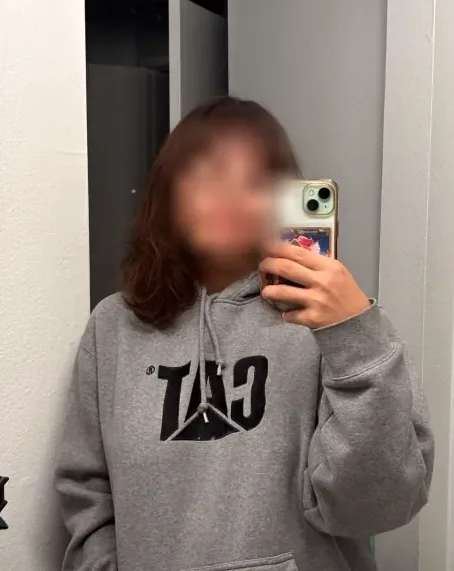 Antonia, 24