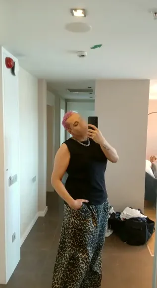 Janina, 33