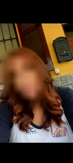 Larissa, 21