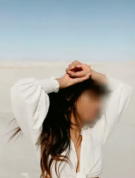 Lucia, 36