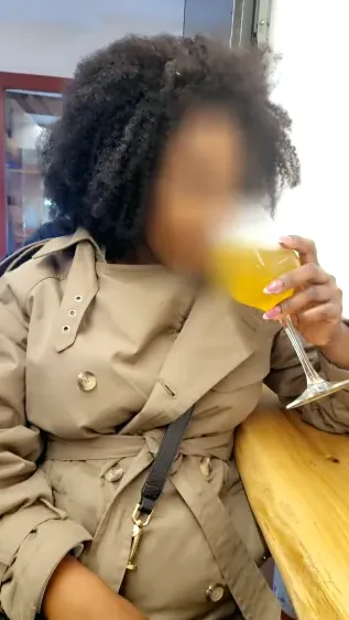 Pia, 35